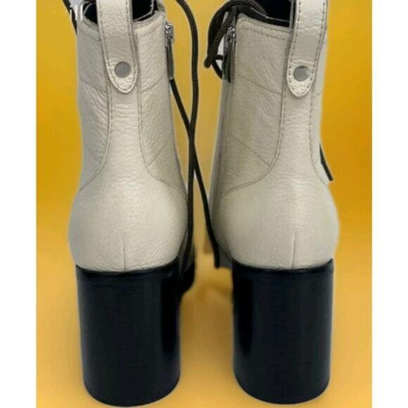 PAIGE Christie Chunky Leather Booties Boots in Bone size 10 NWB New Excellent - Picture 4 of 6